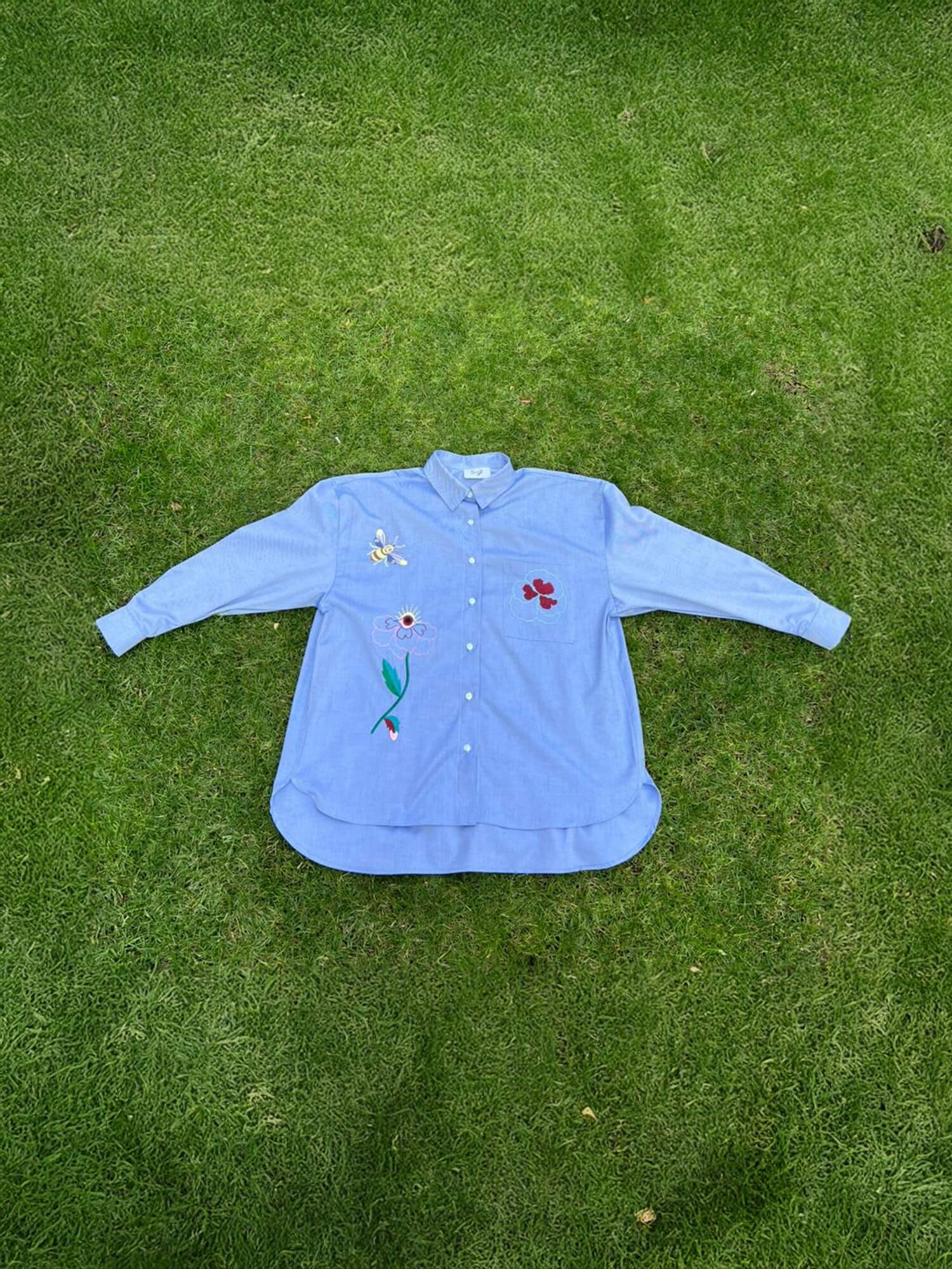 Bee Wild Embroidery Shirt
